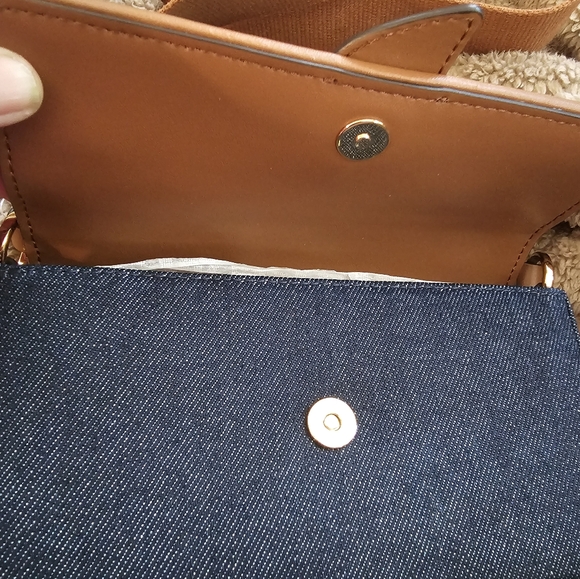 NWT MICHAEL KORS DENIM SLING CROSSBODY W/ WEBBED STRAP - Picture 6 of 10